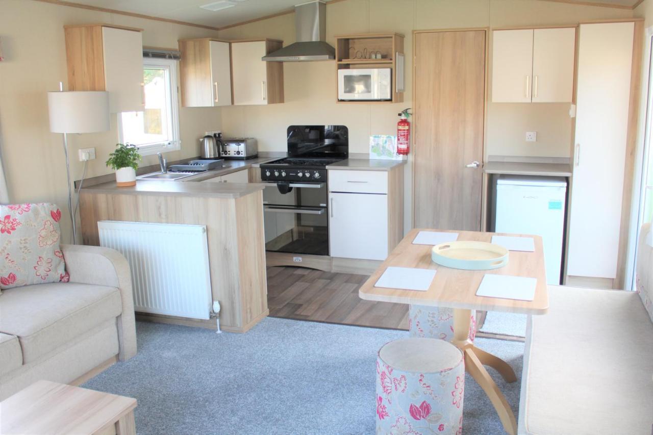 Newquay Bay Resort - Spacious - Sleeps 6 - Close To Porth Beach Eksteriør billede
