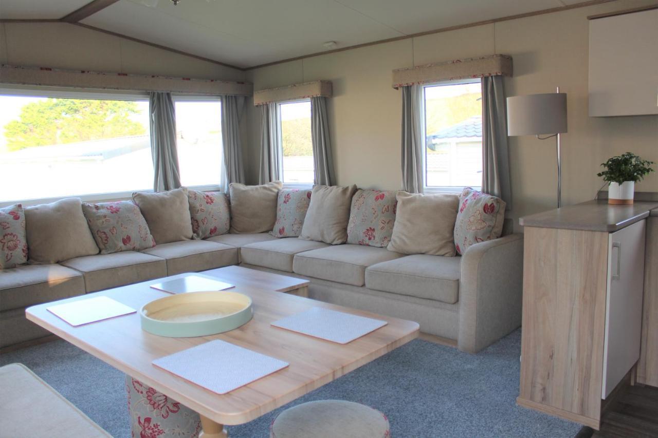 Newquay Bay Resort - Spacious - Sleeps 6 - Close To Porth Beach Eksteriør billede
