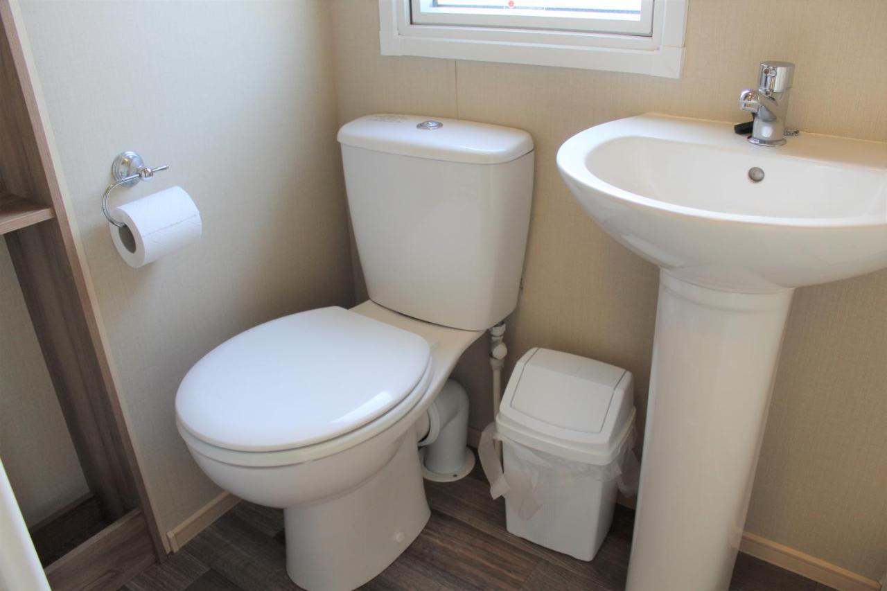 Newquay Bay Resort - Spacious - Sleeps 6 - Close To Porth Beach Eksteriør billede